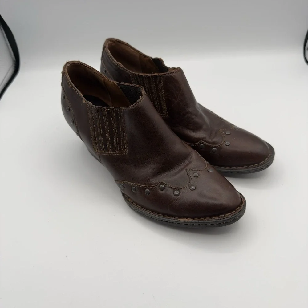 Womens‎ size 7 Born W61991 Brown Leather Western Casual Slip On Ankle Bootie